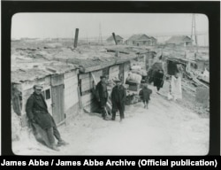 Дома, в которых жили рабочие Днепрогэса. Фото 1932 года. James Abbe/James Abbe Archive